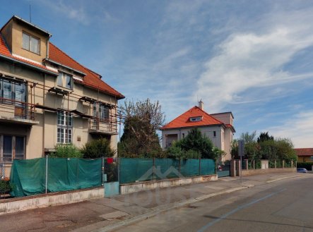 Prodej nájemního domu, 430 m²