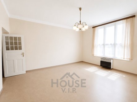 Prodej bytu, 1+1, 59 m²