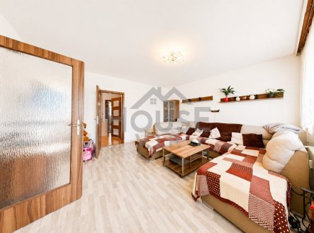 Prodej bytu, 4+1, 90 m²