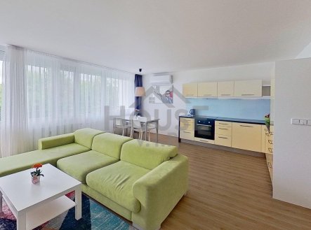 Prodej bytu, 4+kk, 92 m²