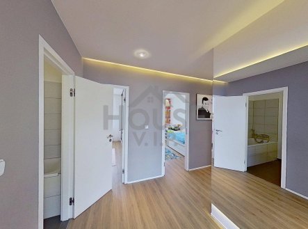 Prodej bytu, 4+kk, 92 m²