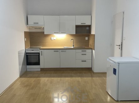 Pronájem bytu, 2+kk, 40 m²