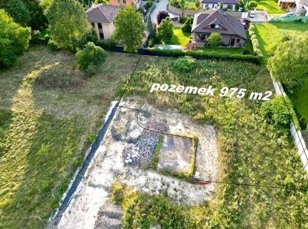 Prodej pozemku pro bydlení, 975 m²