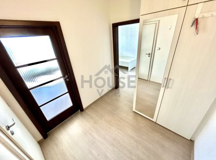 Pronájem bytu, 2+kk, 44 m²