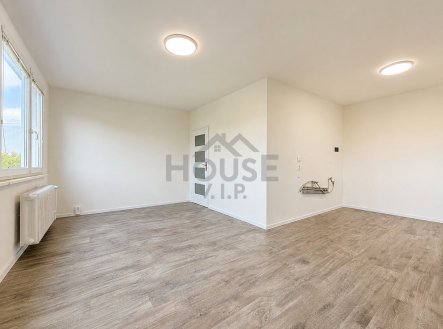 Prodej bytu, 1+1, 68 m²
