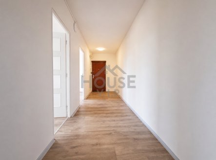 Prodej bytu, 1+1, 68 m²