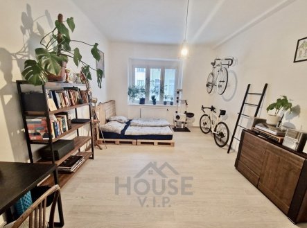 Pronájem bytu, 2+kk, 47 m²