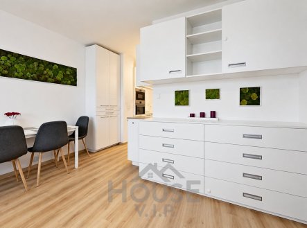 Prodej bytu, 3+kk, 63 m²