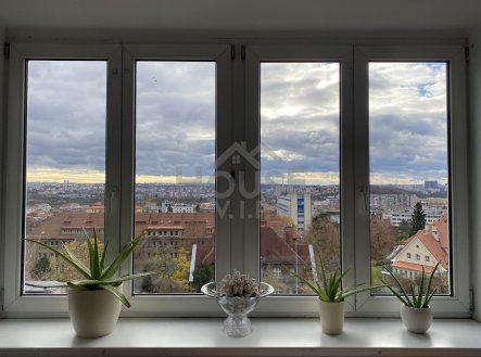 Vyhled | Pronájem bytu, 3+kk, 75 m²