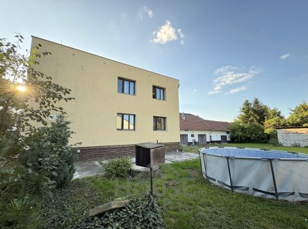 95DCB5E6-C541-487B-8828-50AE293F3EA6 | Prodej - dům/vila, 356 m²