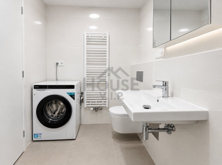 Pronájem bytu, 1+kk, 37 m²