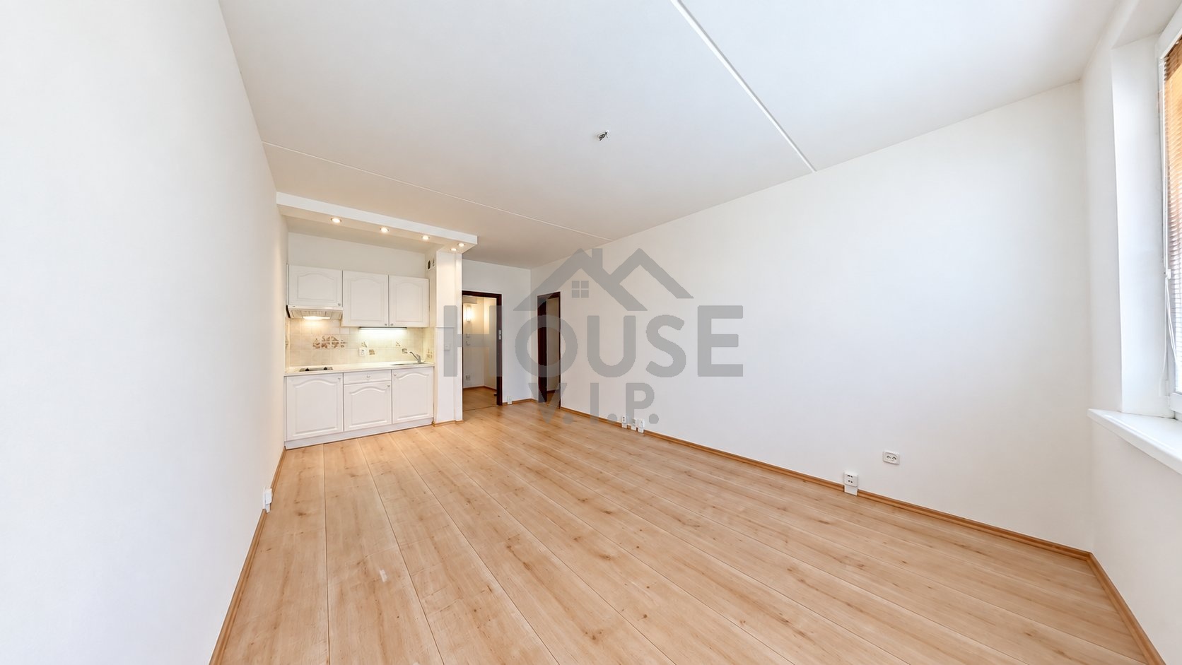 Prodej bytu 1+kk, 29 m² – Praha 4, Modřany, ul. Daškova