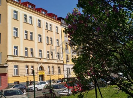 Prodej nájemního domu, 960 m²