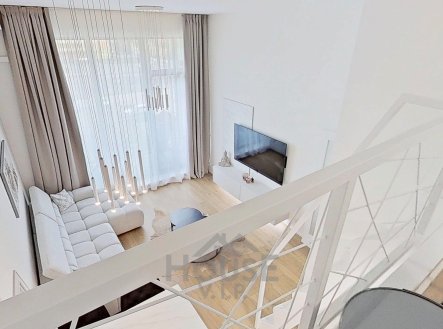 Pronájem bytu, 2+kk, 64 m²