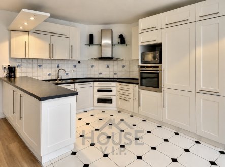 Prodej bytu, 3+kk, 76 m²