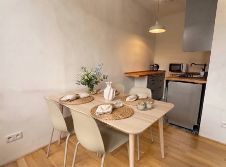 Pronájem bytu, 2+kk, 42 m²