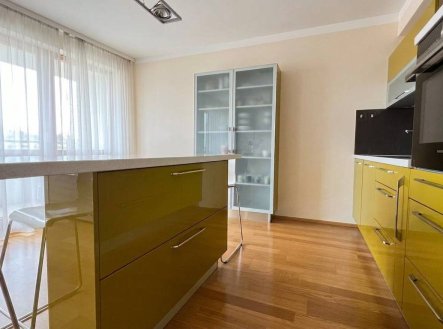 Pronájem bytu, 3+kk, 102 m²