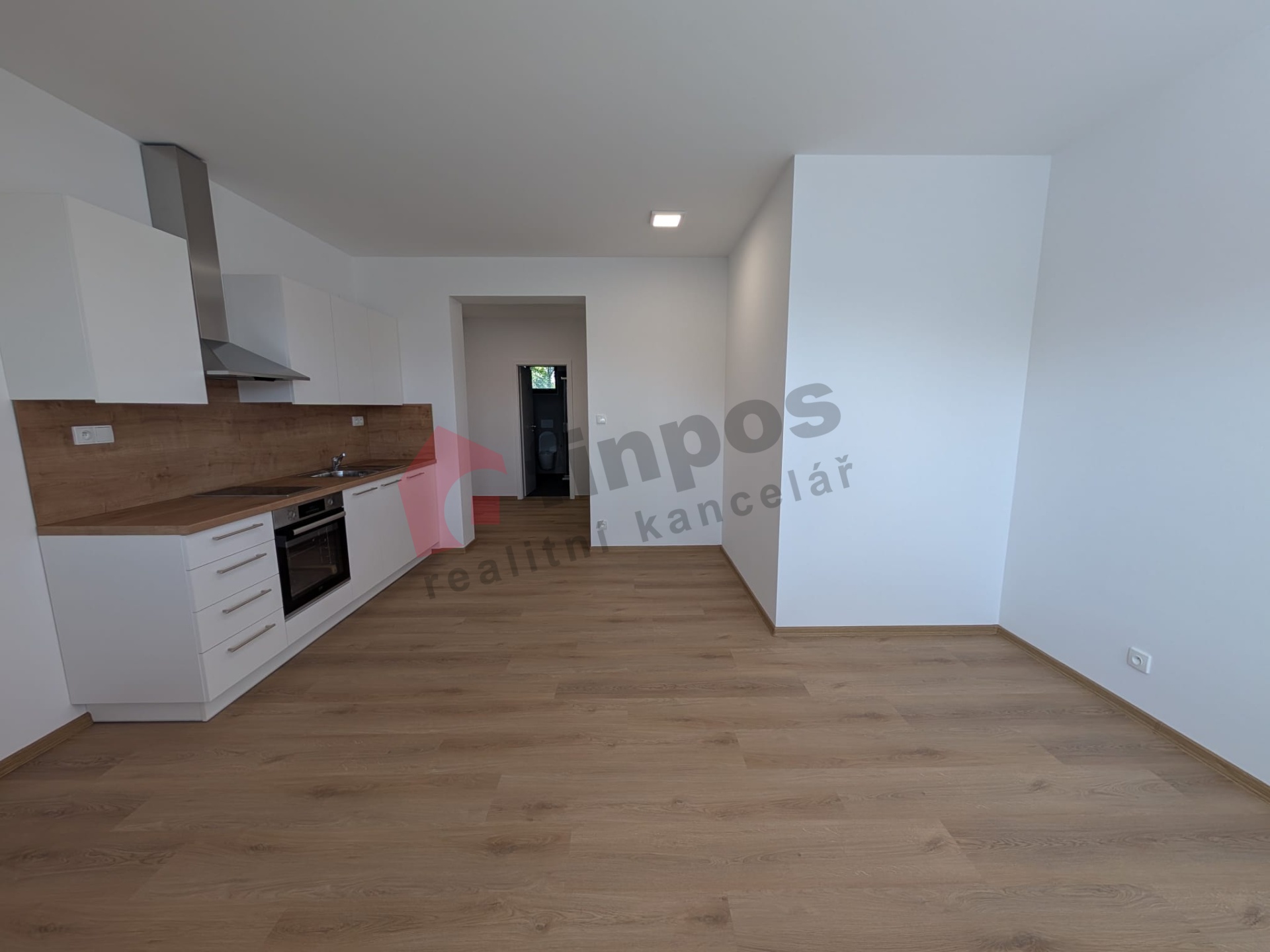 Pronájem bytu 1+kk, 40m2 v ulici Nádražní, Vlašim