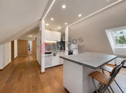 Pronájem bytu, 2+kk, 72 m²