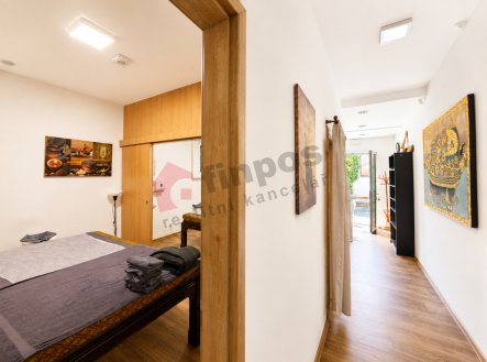 Pronájem komerčního objektu, výroba, 67 m²