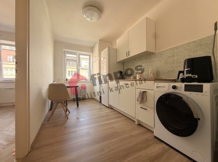 Pronájem bytu, 1+1, 38 m²