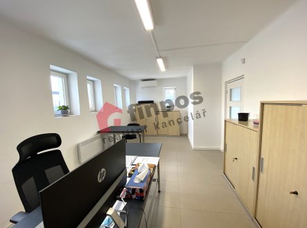 Pronájem komerčního objektu, sklad, 20 m²