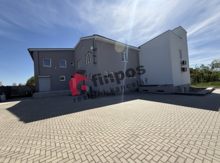 Pronájem komerčního objektu, sklad, 13 m²