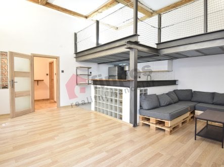 Pronájem bytu, 2+kk, 79 m²