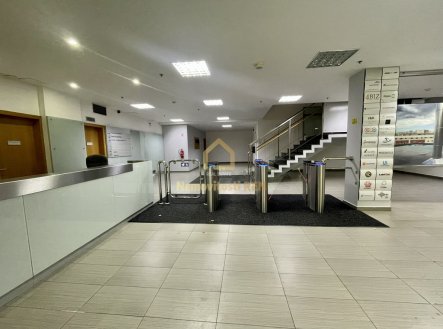 Pronájem kanceláře, 84 m²