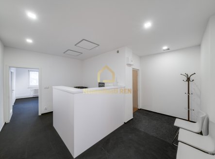 Pronájem kanceláře, 113 m²