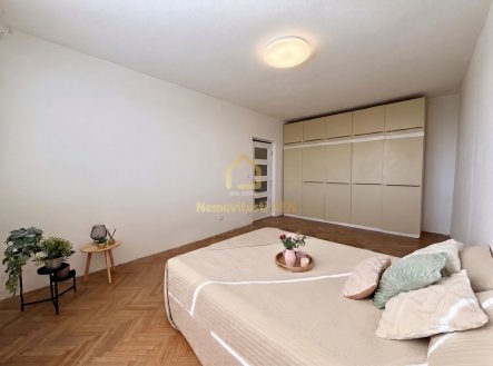 Pronájem bytu, 2+1, 52 m²
