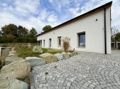 Pronájem domu/vily, 144 m²