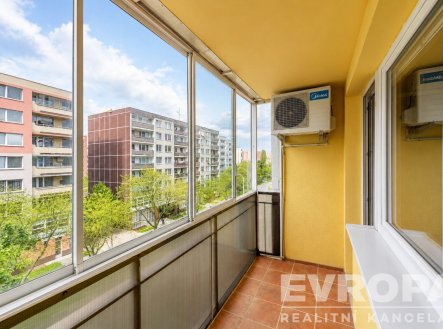 Prodej bytu, 3+1, 77 m²