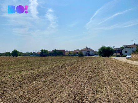 Prodej pozemku pro bydlení, 1 900 m²