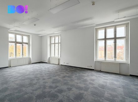 Pronájem kanceláře, 100 m²