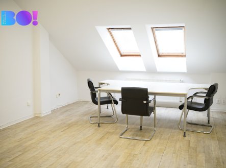 Pronájem kanceláře, 47 m²