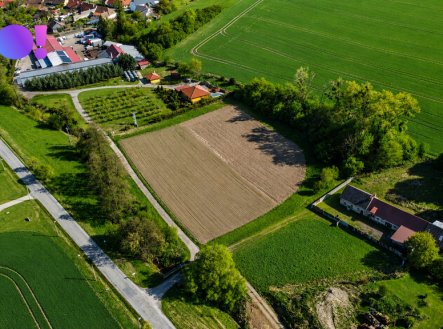 Prodej pozemku pro bydlení, 7 563 m²