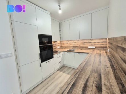 Pronájem bytu, 3+kk, 111 m²