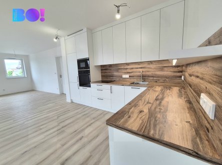 Pronájem bytu, 4+kk, 126 m²