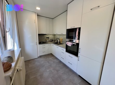 Pronájem bytu, 2+kk, 54 m²