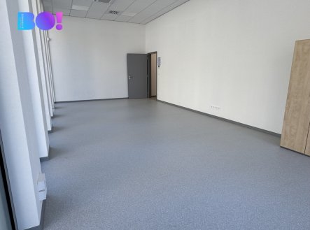 Pronájem kanceláře, 37 m²