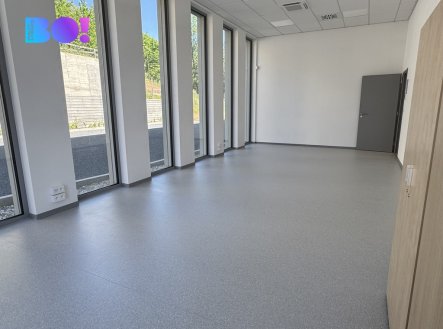 Pronájem kanceláře, 37 m²