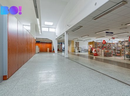 Pronájem obchodní prostory, 75 m²