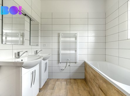 Pronájem domu/vily, 100 m²