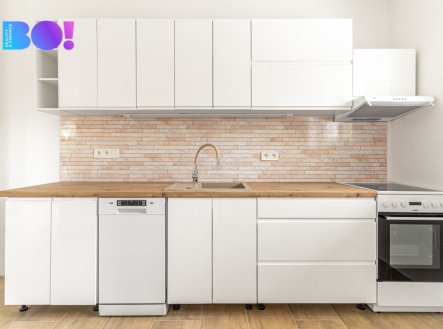 Pronájem domu/vily, 102 m²