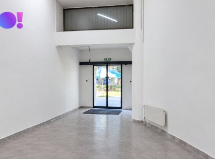 Pronájem obchodní prostory, 1 161 m²