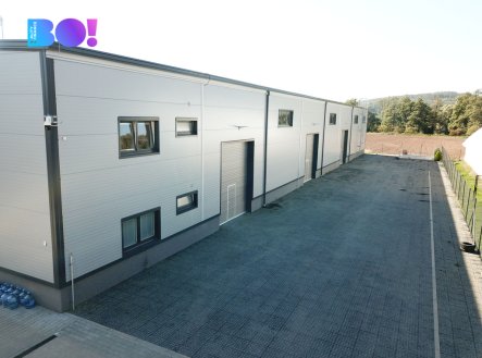 Pronájem skladu, 810 m²