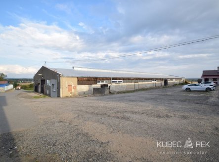 Pronájem skladu, 561 m²