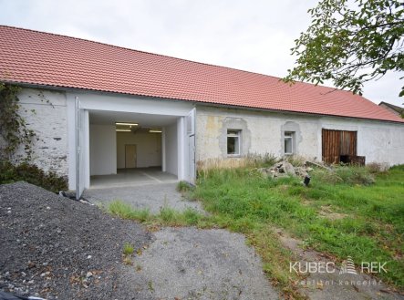 Pronájem skladu, 247 m²