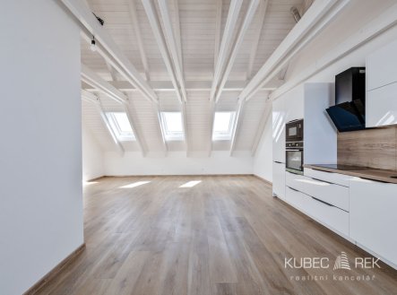 Prodej bytu, 2+kk, 81 m²